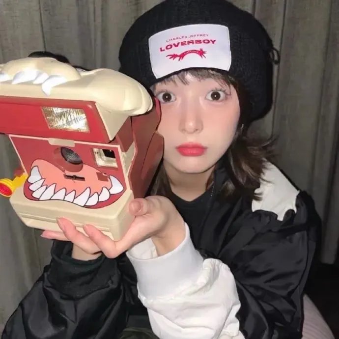 女友的秘密 封面